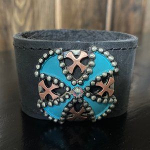 Augus Silversmith Leather Cuff Cross Bracelet